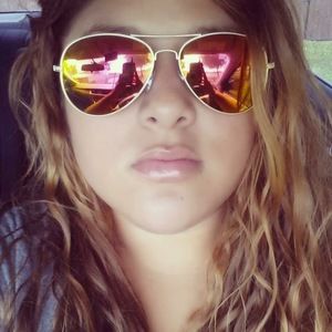 Meet your Posher, Ericka